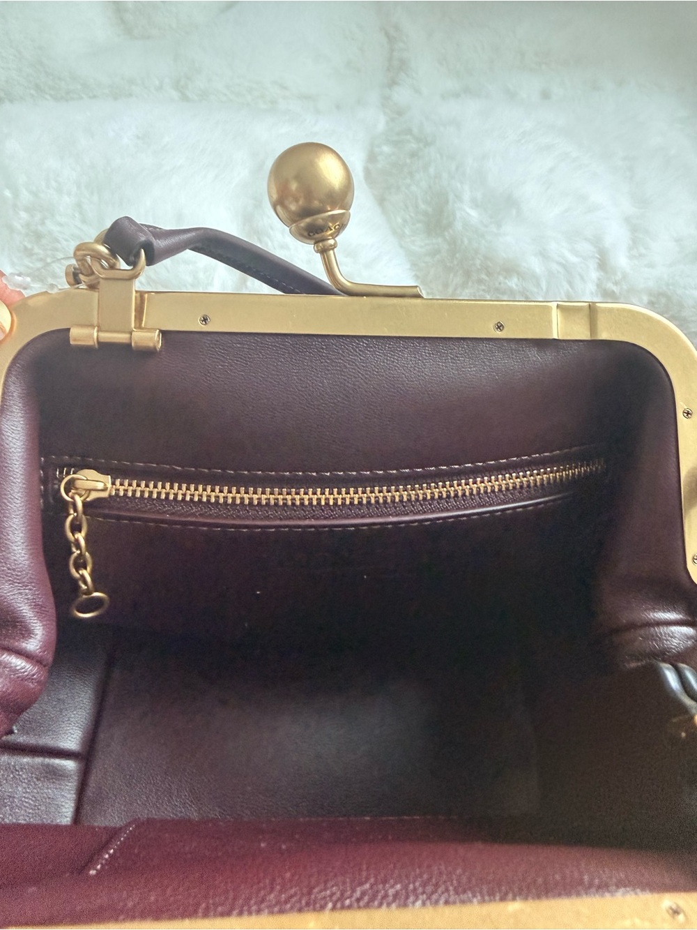 Coach Leather Kiss-Lock Crossbody 16 in Black Currant with Gold Hardware - Picture 5 of 10